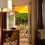 2 Bedroom With Garden And Pantheon Views By Lisbeyond *