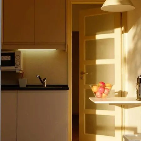 2 Bedroom W/garden And Pantheon Views Apartment Lisbon