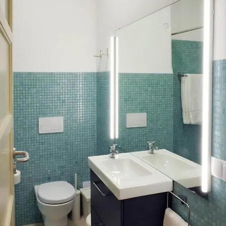 2 Bedroom W/garden And Pantheon Views Apartment Lisbon
